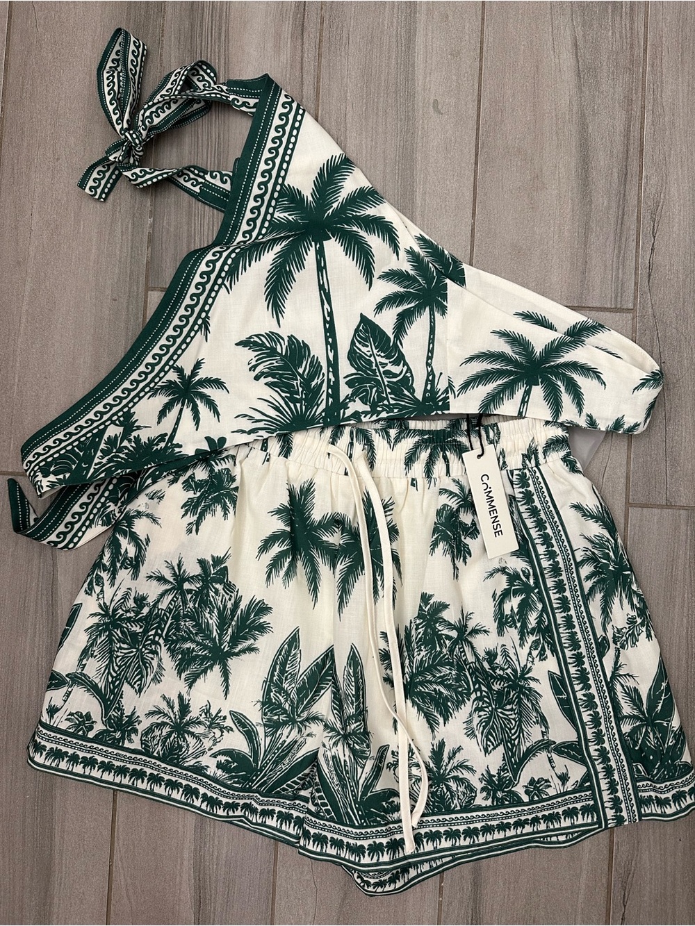Commense two piece short set - NWT - Picture 3 of 3